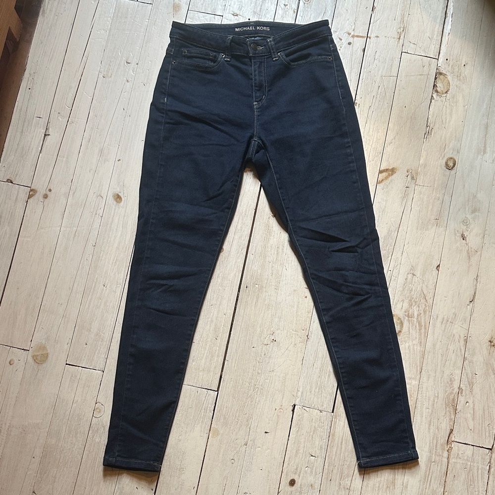 Michael Kors Women's Dark Blue IZZY Skinny Jeans Size 4 (28” Waist/Inseam)